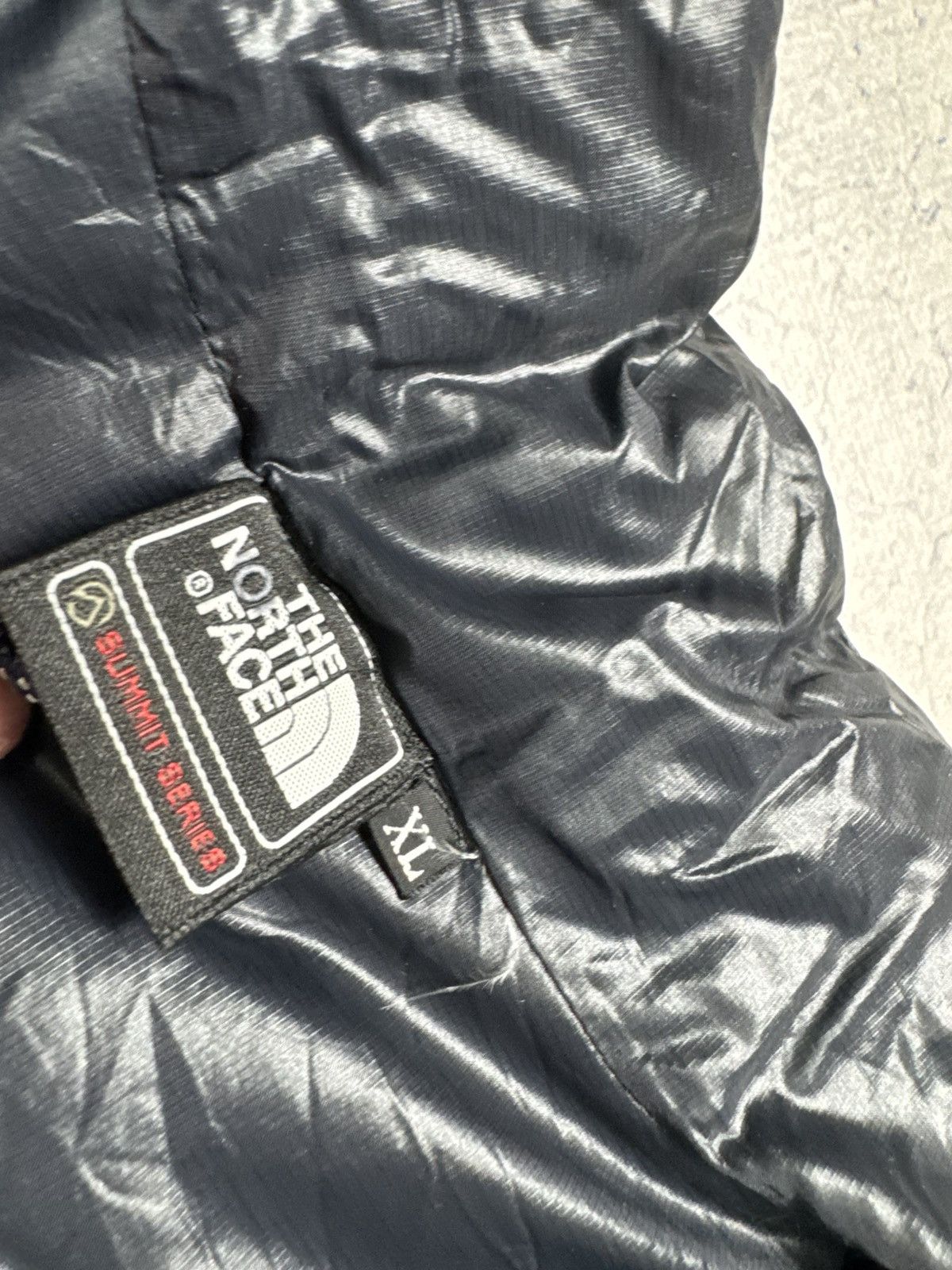 The North Face Summit Series Down Puffer Jacket TNF Vintage