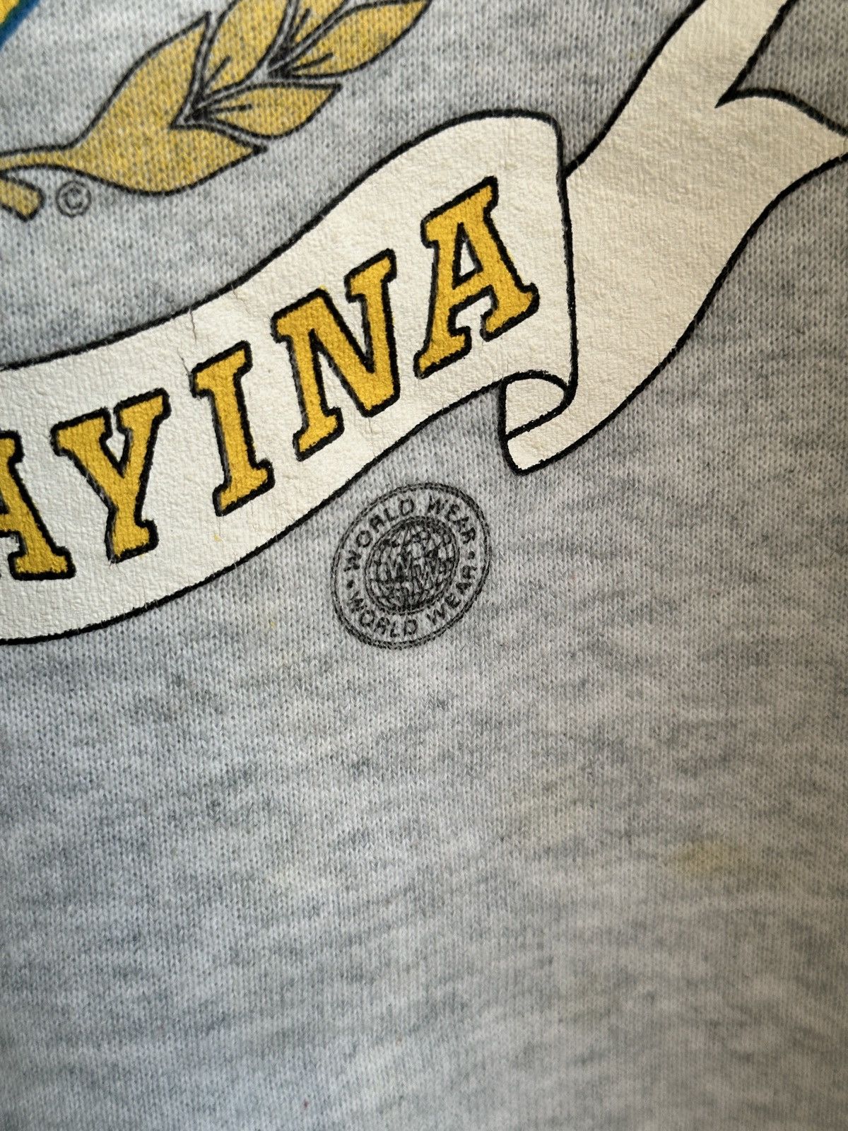 Vintage vintage 90s UKRAINE souvenir sweatshirts crewneck Size US XL / EU 56 / 4 - 8 Thumbnail