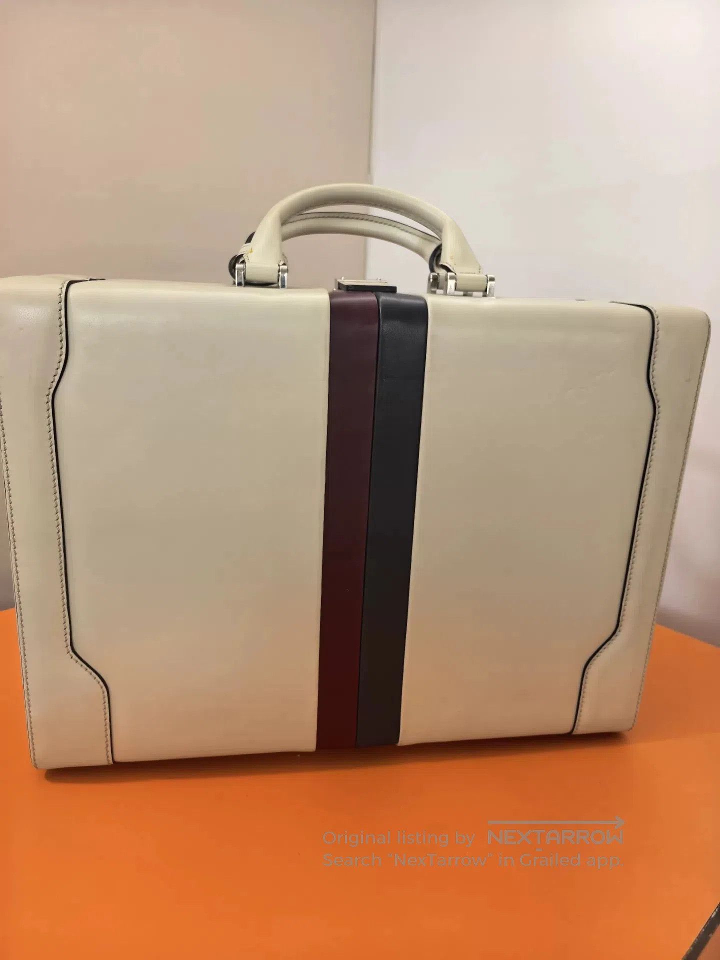 Gucci Gucci Vintage Hard Shell Travel Suitcase. Size ONE SIZE - 2 Thumbnail