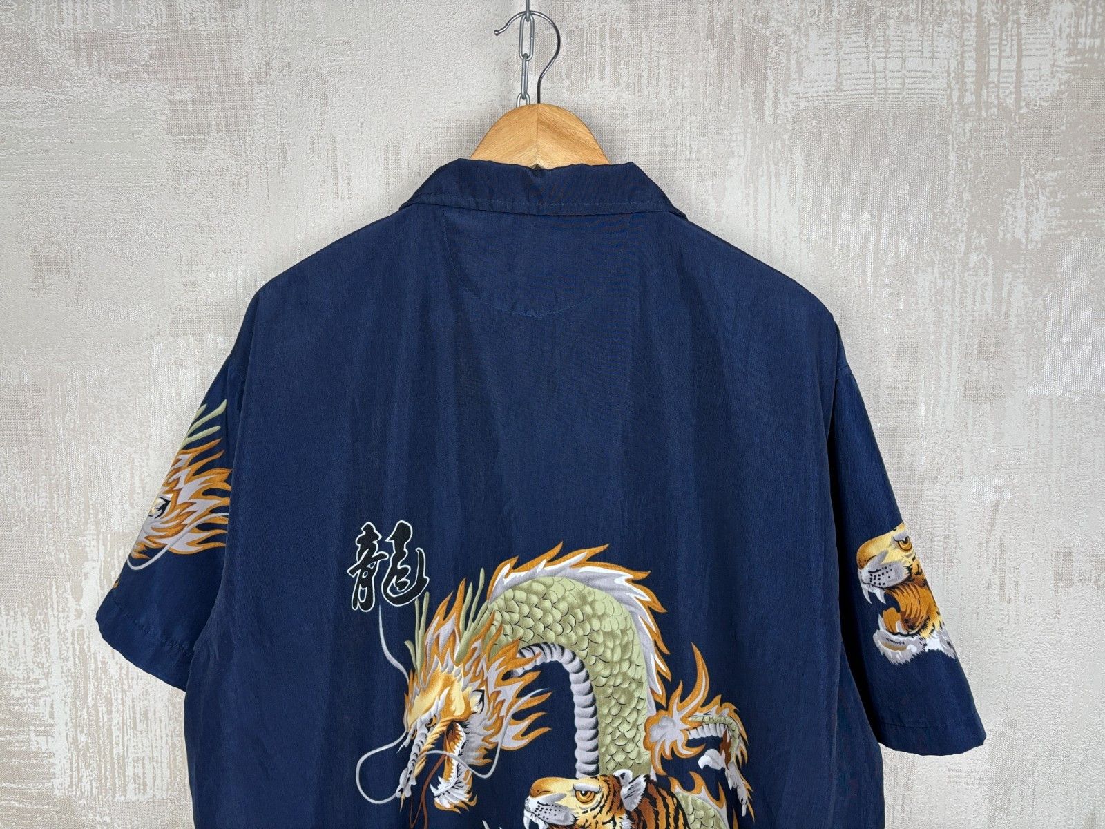 Vintage Vintage Dnon Jeans Dragon And Tiger Aloha Hawaiian Shirt Size US XL / EU 56 / 4 - 14 Thumbnail