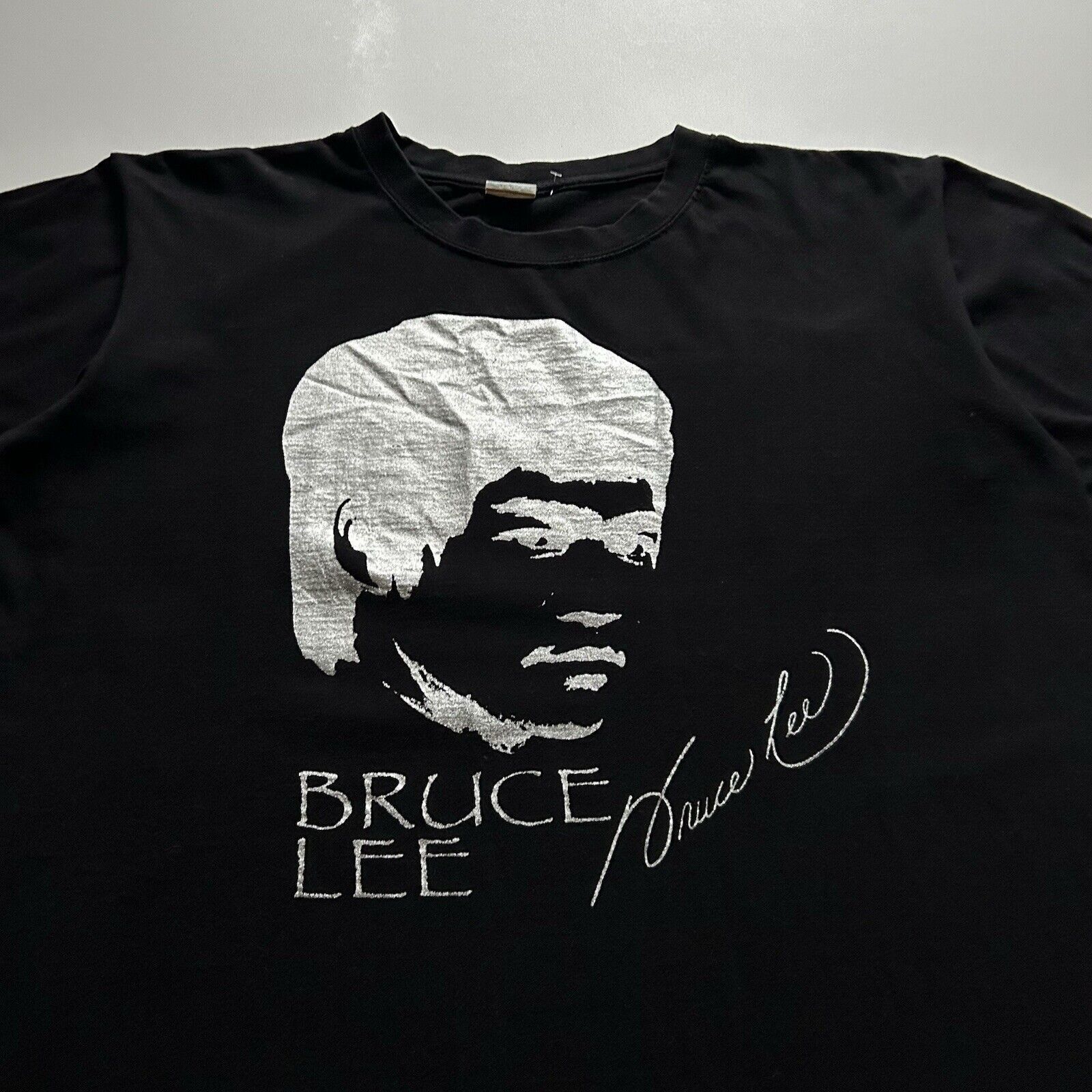 Vintage Vintage Y2K Bruce Lee Art Graphic T Shirt Size Medium Black Size US M / EU 48-50 / 2 - 2 Thumbnail