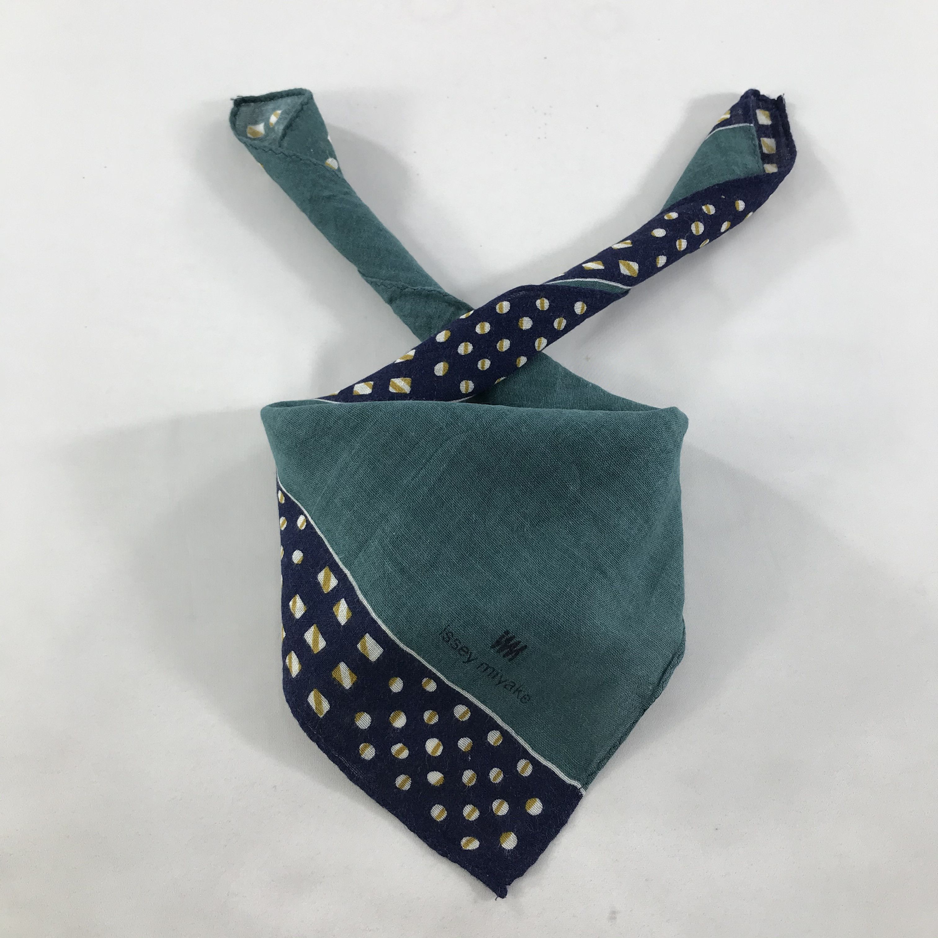 Issey Miyake × Vintage Issey Miyake Bandana / Handkerchief / Neckerchief - S1406 Size ONE SIZE - 3 Thumbnail