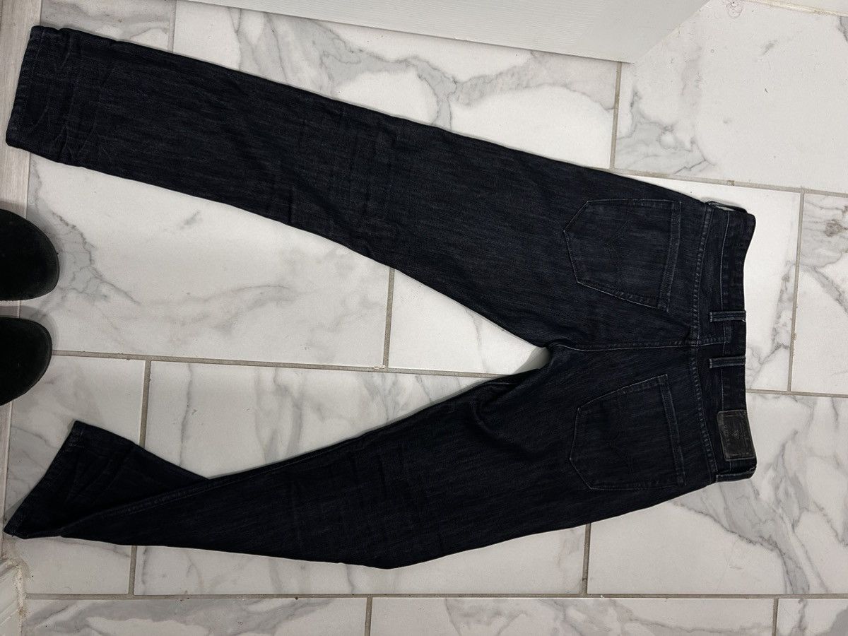 Guess × Levi's × Vintage Guess Slim Tapered Coated Denim Size US 29 - 4 Thumbnail