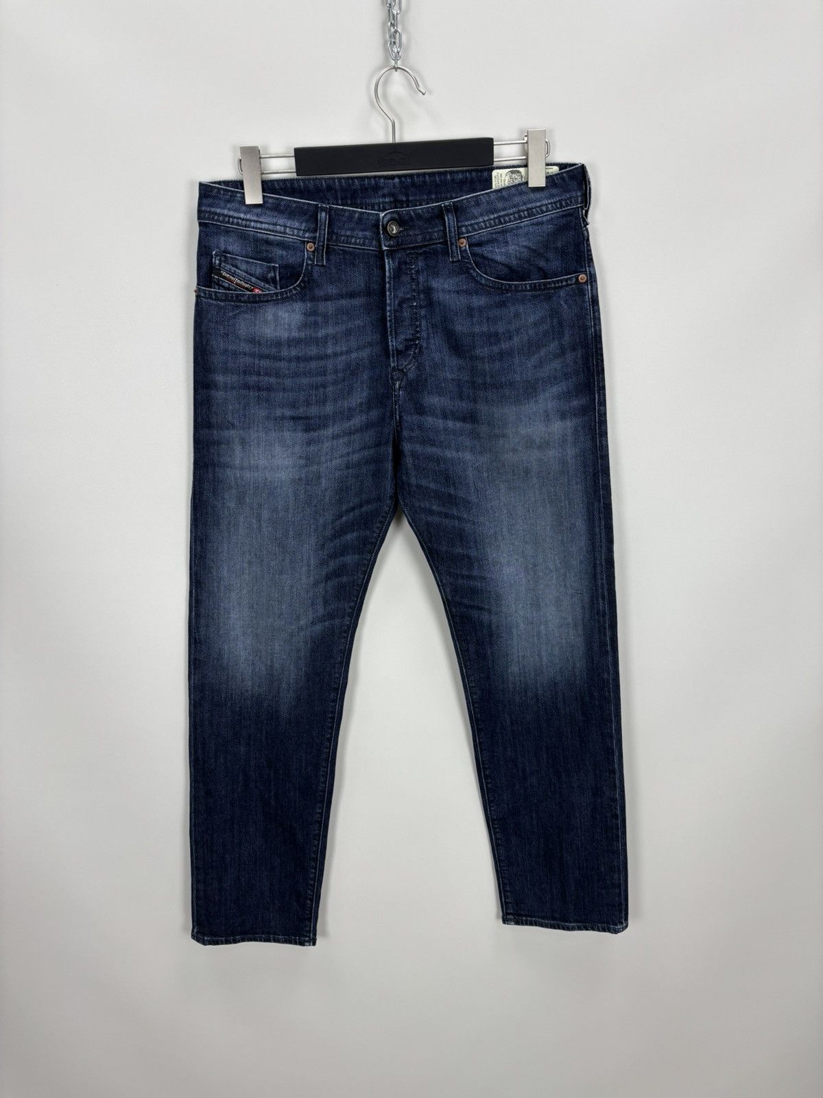 Mens jeans Diesel Size 34 Color Blue