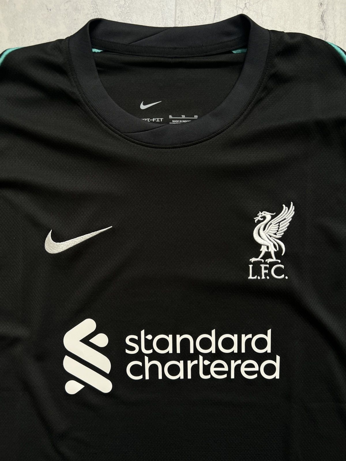 Nike Vintage Nike Liverpool FC Soccer Futbol Jersey Kit Size US XL / EU 56 / 4 - 2 Thumbnail