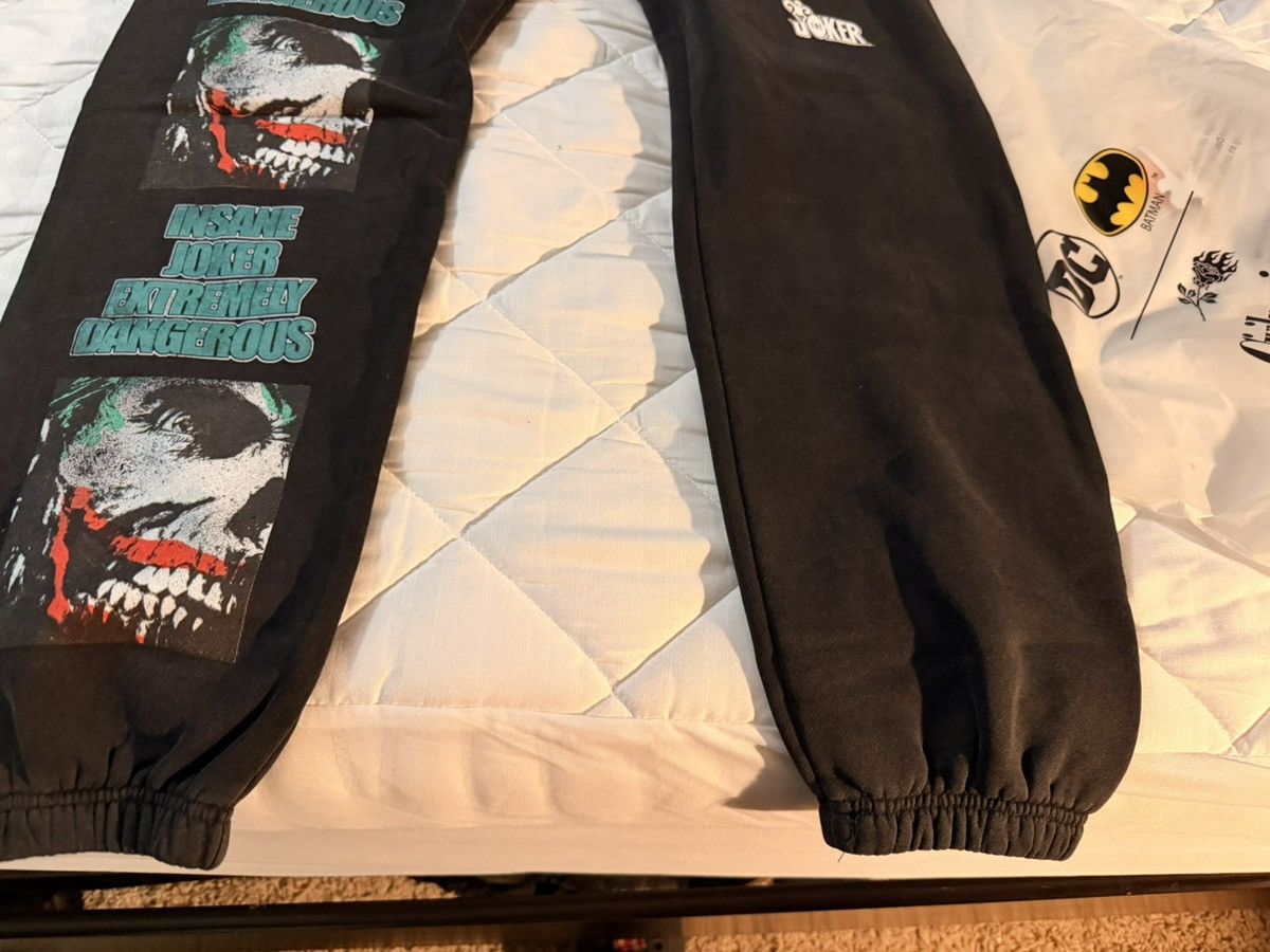 Civil Regime Civil Regime × DC Batman Joker Sweatpants (Medium) Size US 32 / EU 48 - 2 Thumbnail