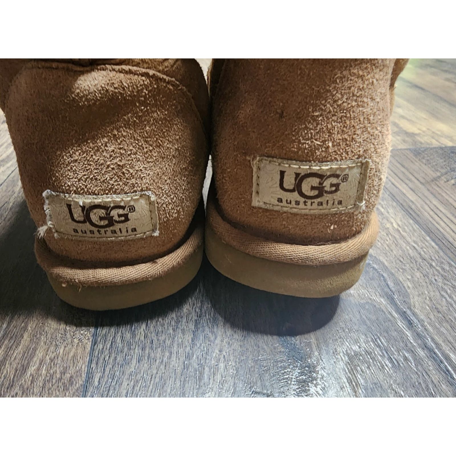 Ugg Ugg Australia Women 5825 Classic Short Sheepskin Boots Shoes sz 9 Boots Brown Suede Sheepskin Slip-On Flat 9 Womens Classic Size 30" / US 8 / IT 44 - 4 Thumbnail