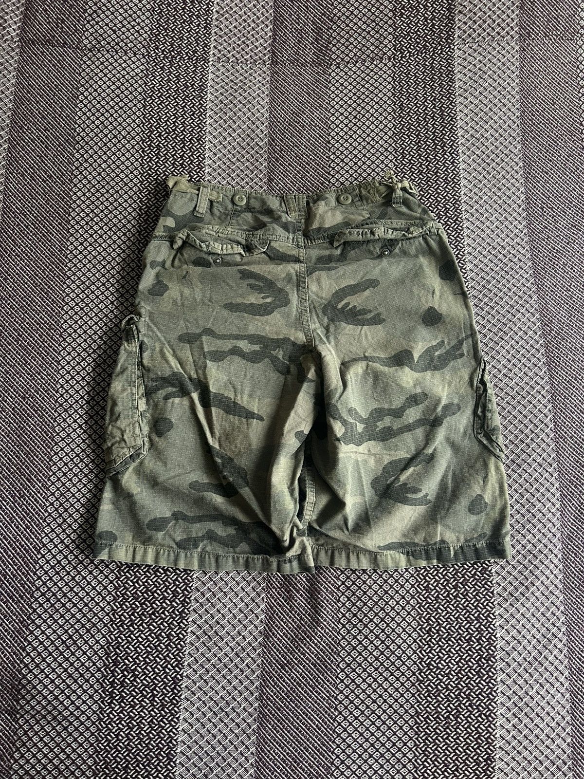 Burton Vintage Cargo Camo Shorts Burton Military Style Streetwear Size US 30 / EU 46 - 7 Thumbnail