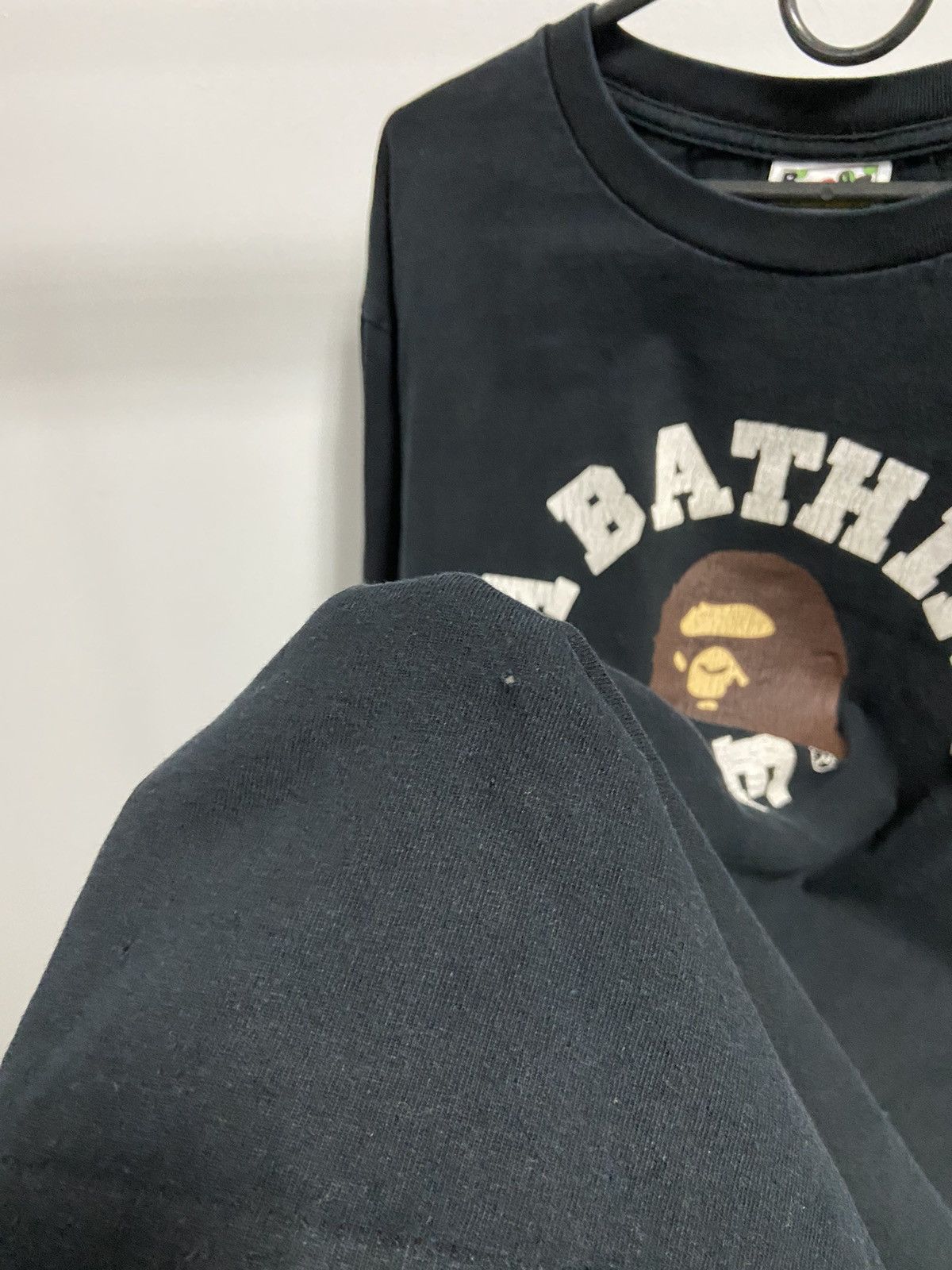 Bape College L/S Tee Size US L / EU 52-54 / 3 - 9 Thumbnail