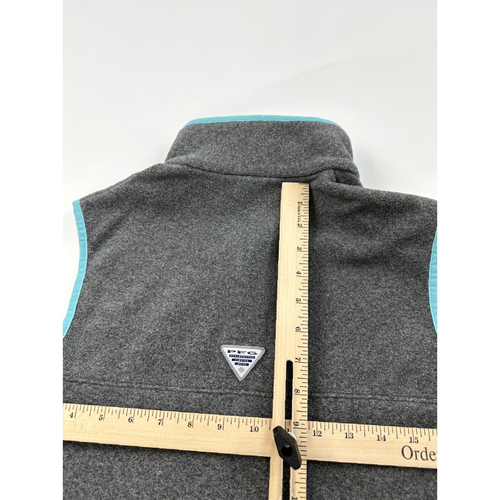Vintage Columbia PFG Vest Women's Medium Gray Fleece Sleeveless Full Zip Vest Size M / US 6-8 / IT 42-44 - 7 Thumbnail
