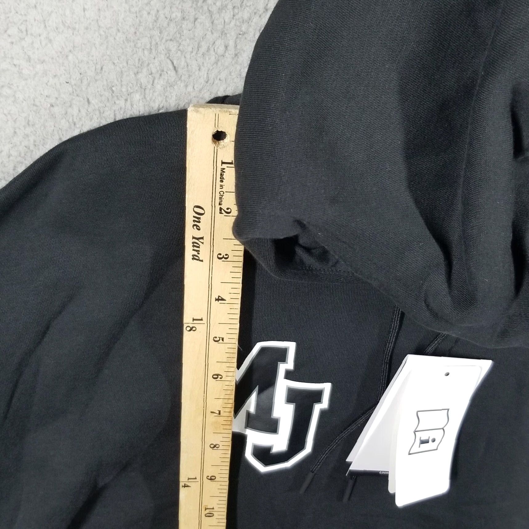Jordan Brand VINTAGE Jordan Hoodie Shirt Unisex Adults Large Black Fleece Panther Logo 90s Basketball Christmas Gift Mens Womens Size L / US 10 / IT 46 - 4 Thumbnail