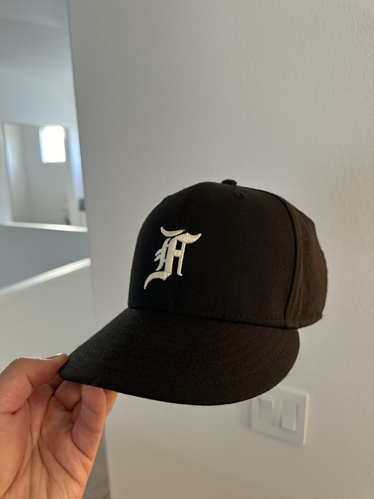 NEW ERA ７ 7/8  Fear of God Essentials Fear Of God Essentials x New Era 59Fifty Brown Trucker Hat