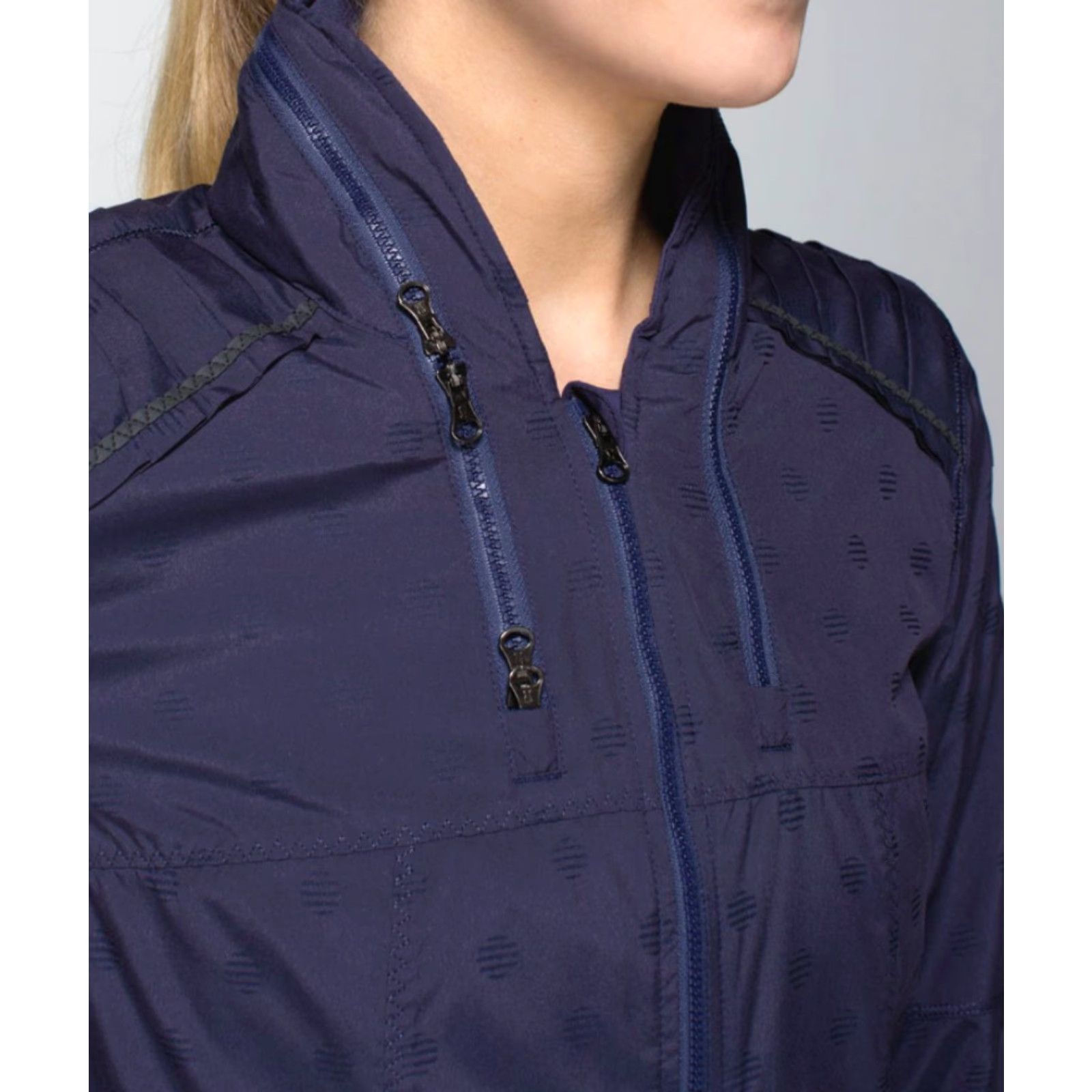 Lululemon Lululemon Women's Spring Forward Jacket Cadet Blue Stripe Dot Sz 6 Windbreaker Size M / US 6-8 / IT 42-44 - 3 Thumbnail