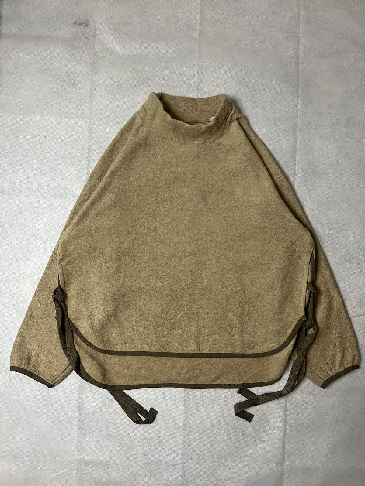 Uniqlo x White Mountaineering Mock Neck Fleece Oversized