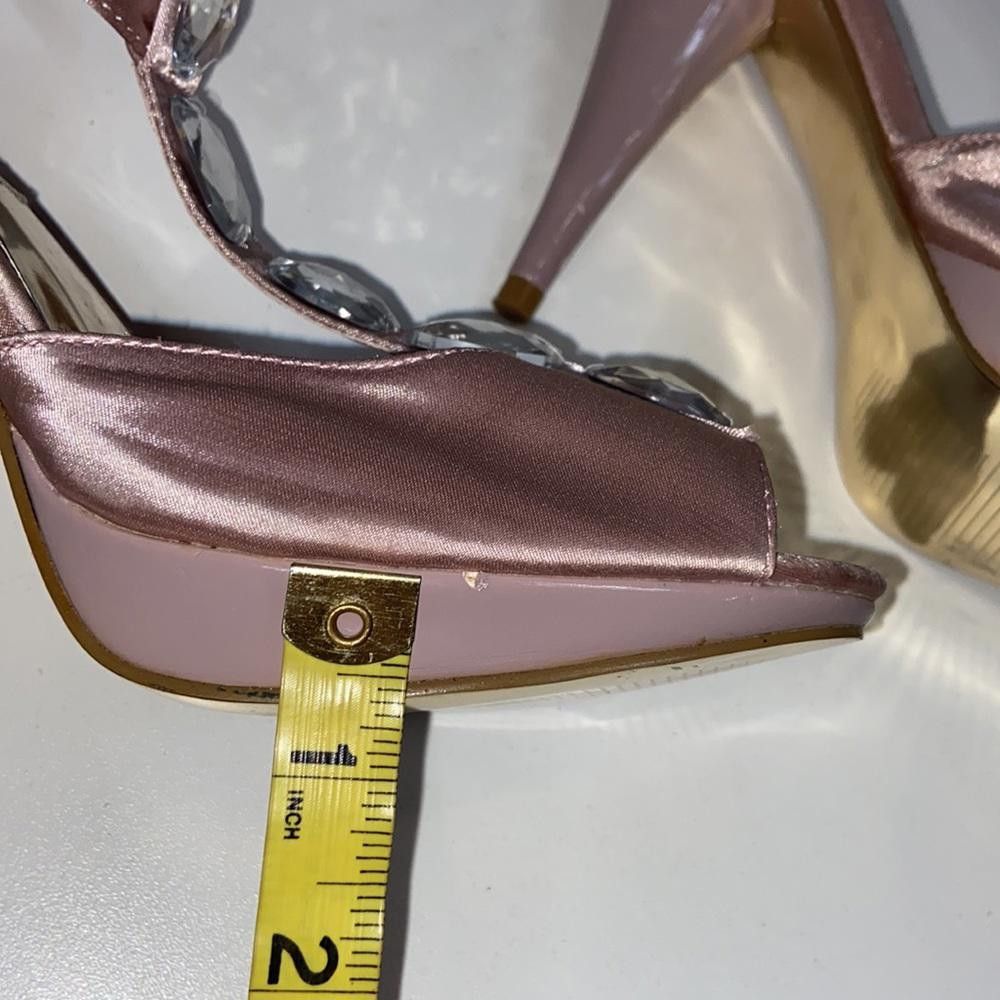 Steve Madden Steve Madden l Satin Platform Heels W/ Gemstones 8 Size US 8 / IT 38 - 11 Thumbnail