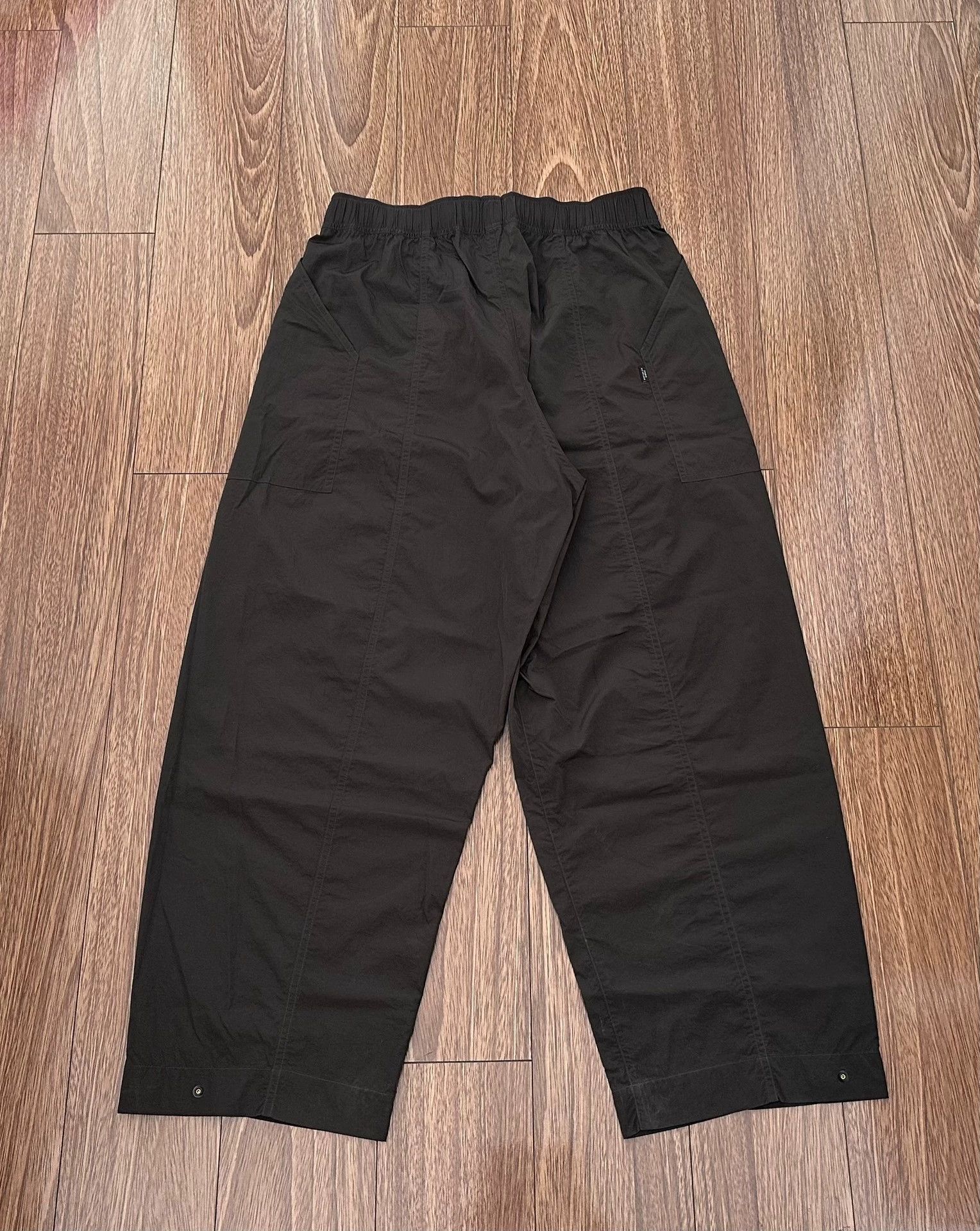Studio Nicholson Studio Nicholson Nylon Loose Pants Like New M Size US 32 / EU 48 - 2 Thumbnail