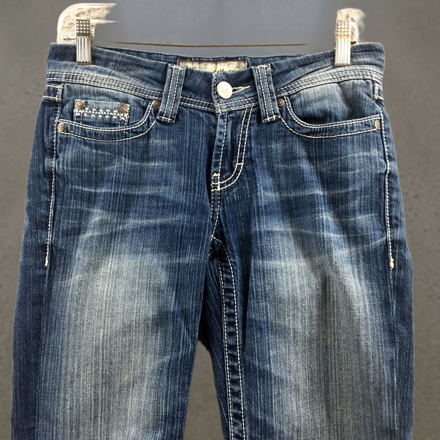 Vintage BKE Cropped Jeans Women 27 (30x26) Blue Denim Cotton Blend Low Rise Zip Size 27" / US 4 / IT 40 - 1 Thumbnail
