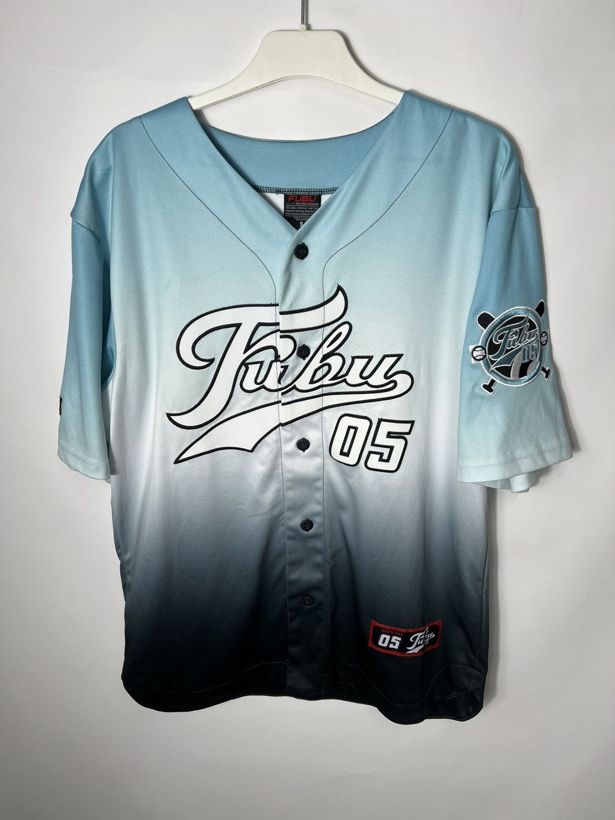 Fubu Vintage streetwear Fubu Varsity Baseball Oversized Jersey Size US S / EU 44-46 / 1 - 1 Thumbnail