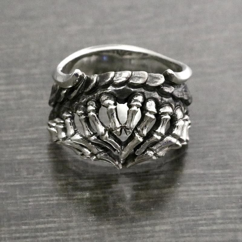 VIBE Punk Skull and Ghost Claw Ring Size ONE SIZE - 3 Thumbnail