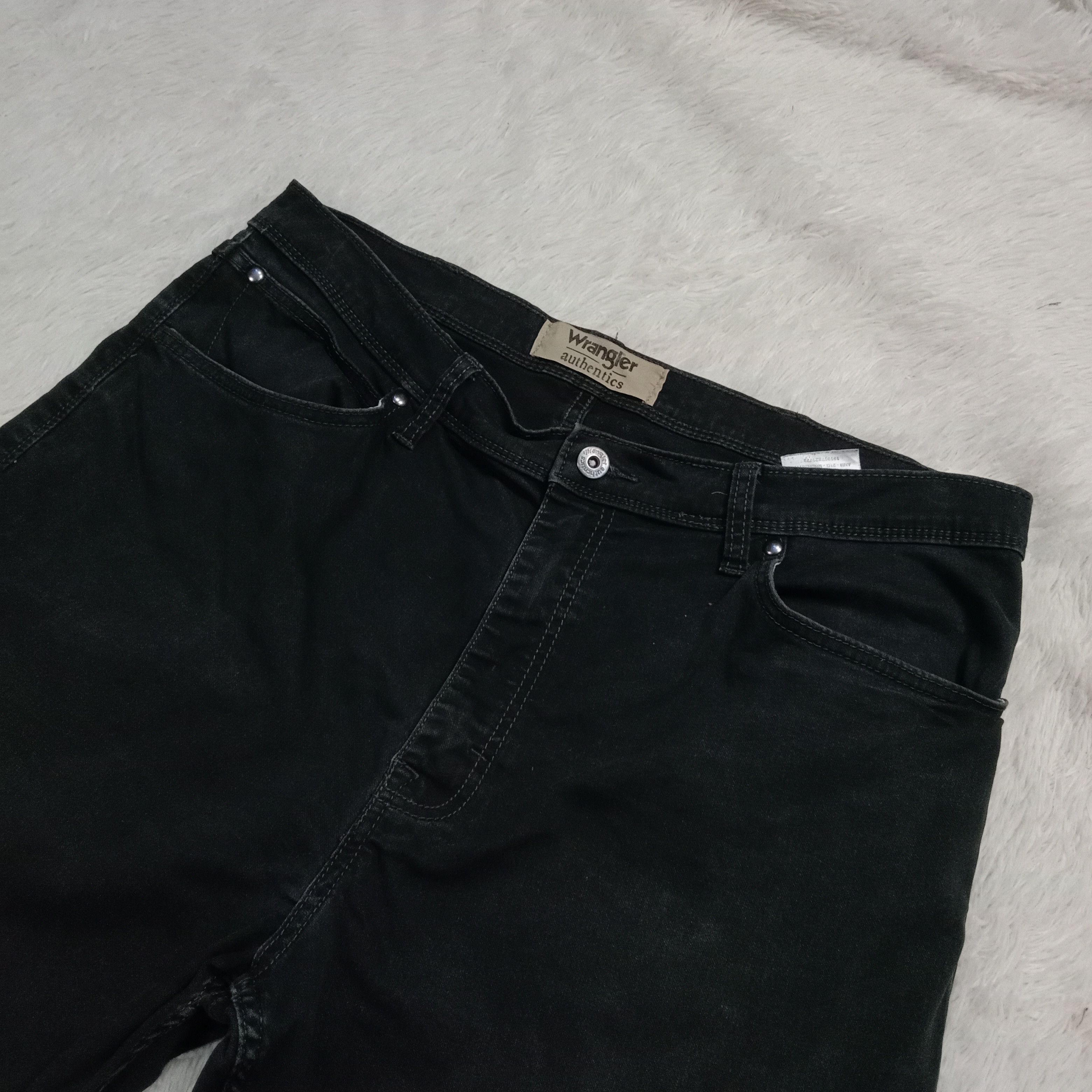 If Six Was Nine Y2k Wrangler Black Regular Jeans Size US 36 / EU 52 - 2 Thumbnail