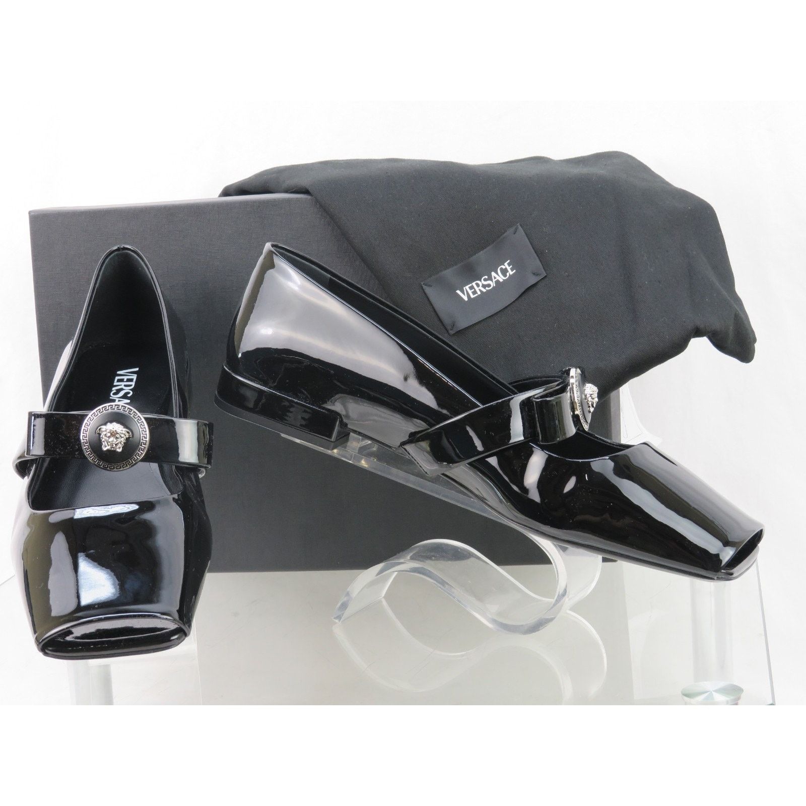 Versace VERSACE BLACK PATENT LEATHER COIN MEDUSA HEAD BOW FLATS 40 Size US 10 / IT 40 - 7 Thumbnail