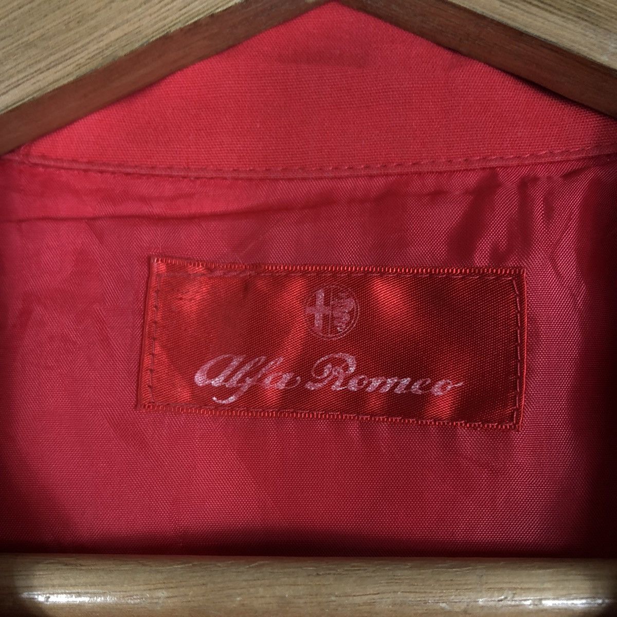 Japanese Brand 🔥Vintage Bomber Jacket Alfa Romeo Big Logo Car Jacket Size US M / EU 48-50 / 2 - 19 Thumbnail