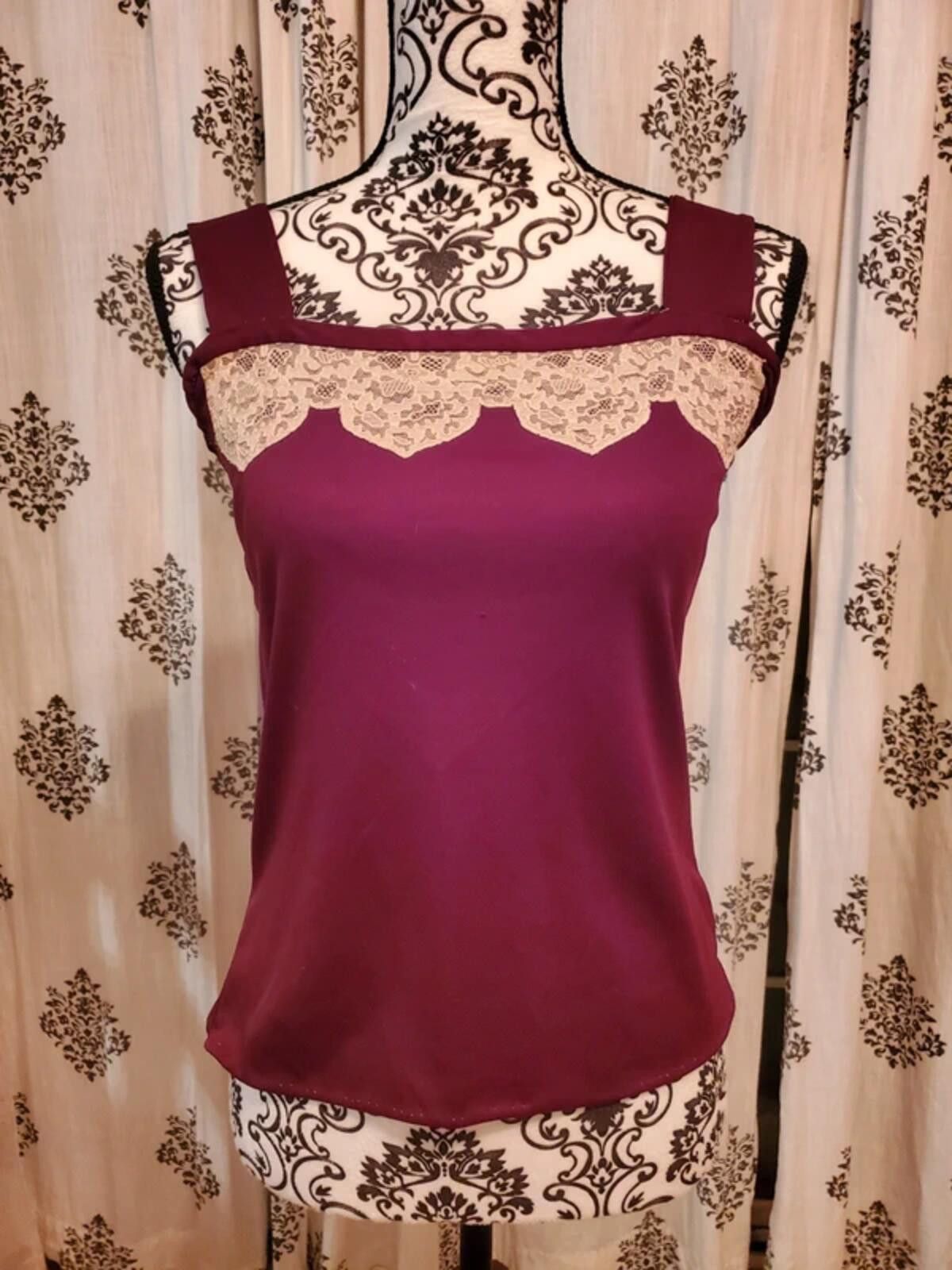 Other Burgundy Lace Tank Top Size ONE SIZE - 1 Thumbnail