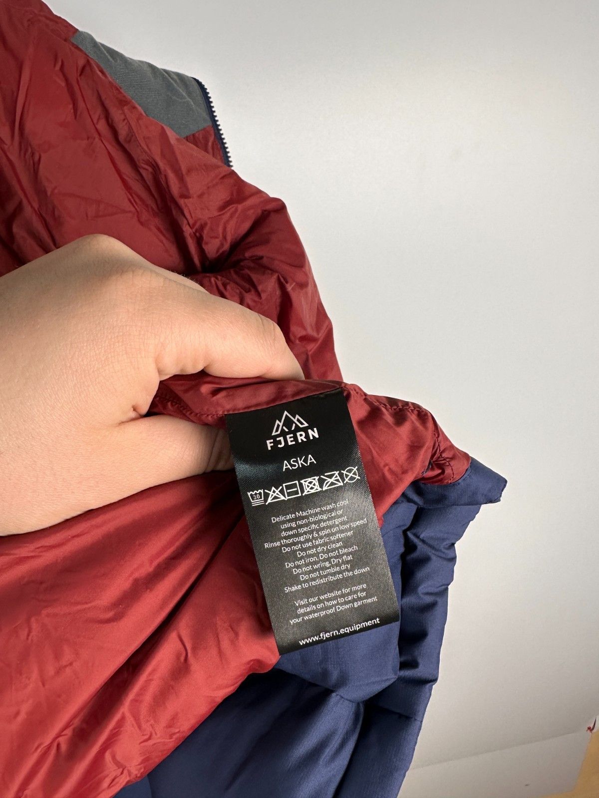 Other Fjern EldfJall Waterproof Down Puffer Jacket Navy Size S Size US S / EU 44-46 / 1 - 11 Thumbnail