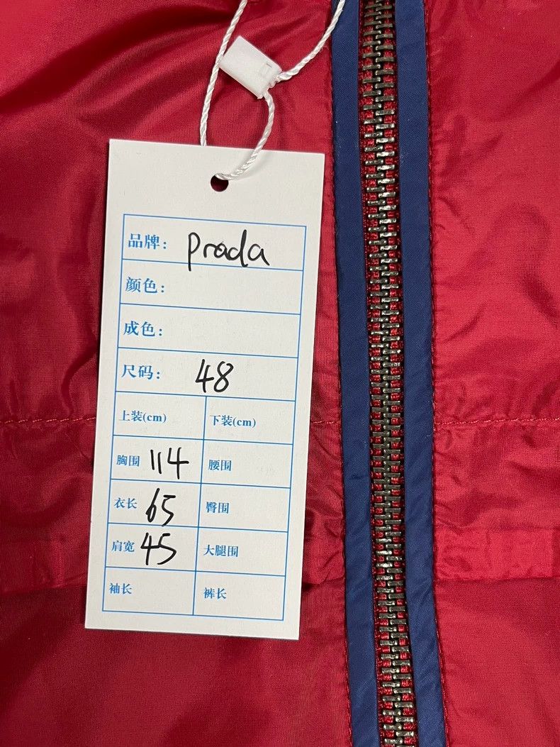Prada Prada Red And Blue Color Block Metal Triangle Logo Zipper J Size US M / EU 48-50 / 2 - 4 Thumbnail
