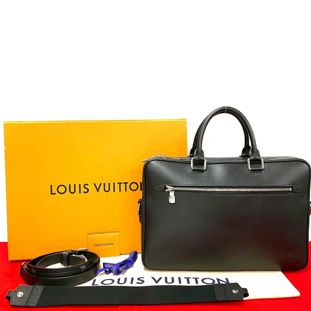 Louis Vuitton Louis Vuitton Shoulder Bag Black Leather Size ONE SIZE - 1 Thumbnail