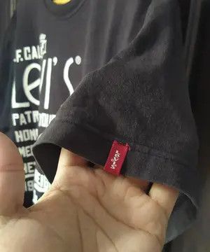 Levi's Vintage Levi's Red Tab Sportswear Graphic Size US XL / EU 56 / 4 - 5 Thumbnail