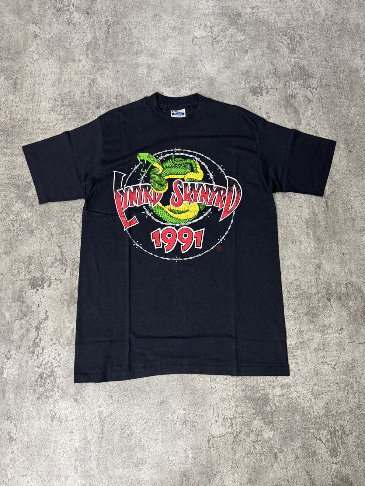 Band Tees VINTAGE LYNYRD SKYNYRD SNAKE TOUR 1991 T-SHIRT 🔥ULTRA RARE🔥 Size US L / EU 52-54 / 3 - 1 Thumbnail