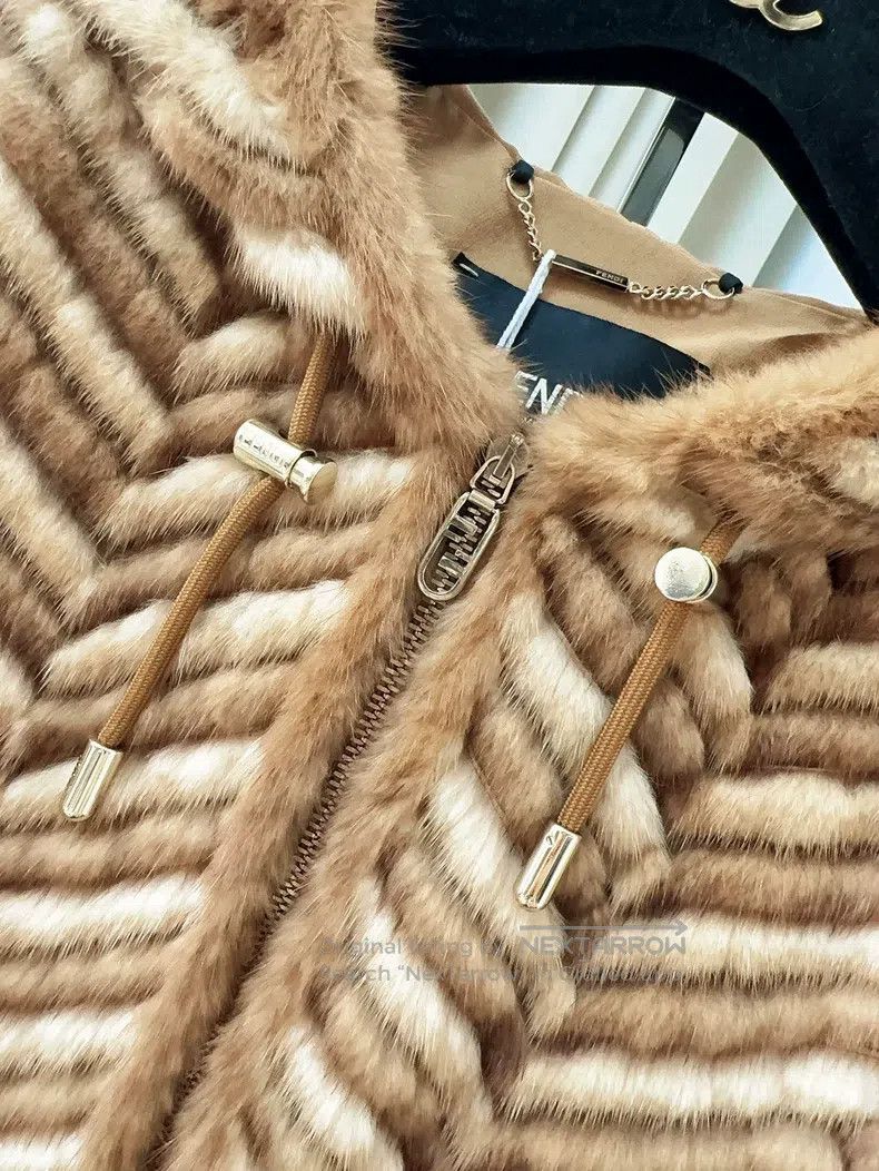 Fendi Fendi Brown and khaki color V-neck fur-trimmed coat Size XXS / US 00 / IT 34 - 4 Thumbnail
