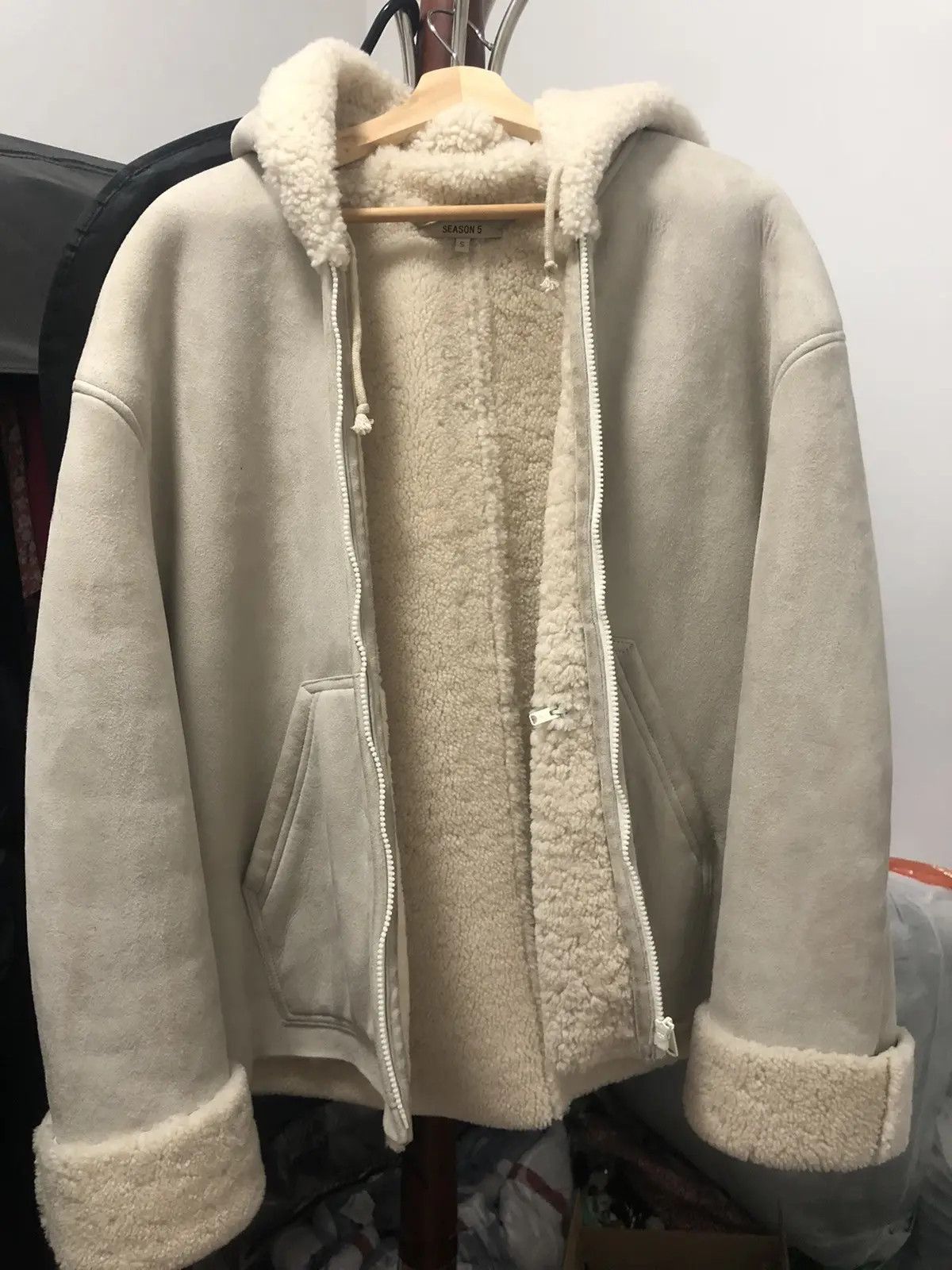 Yeezy Kim Kardashian Personal Yeezy Season 5 Shearling Jacket Size US S / EU 44-46 / 1 - 2 Thumbnail