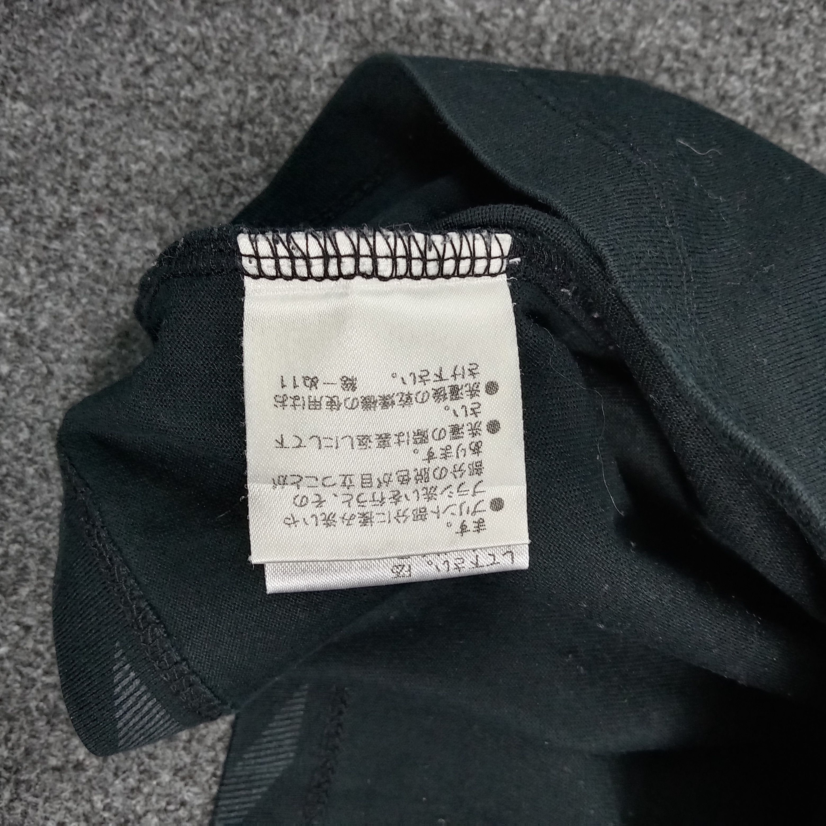 Burberry Burberry Black Label Designer V Neck Tshirt C294N62 Size S / US 4 / IT 40 - 8 Thumbnail