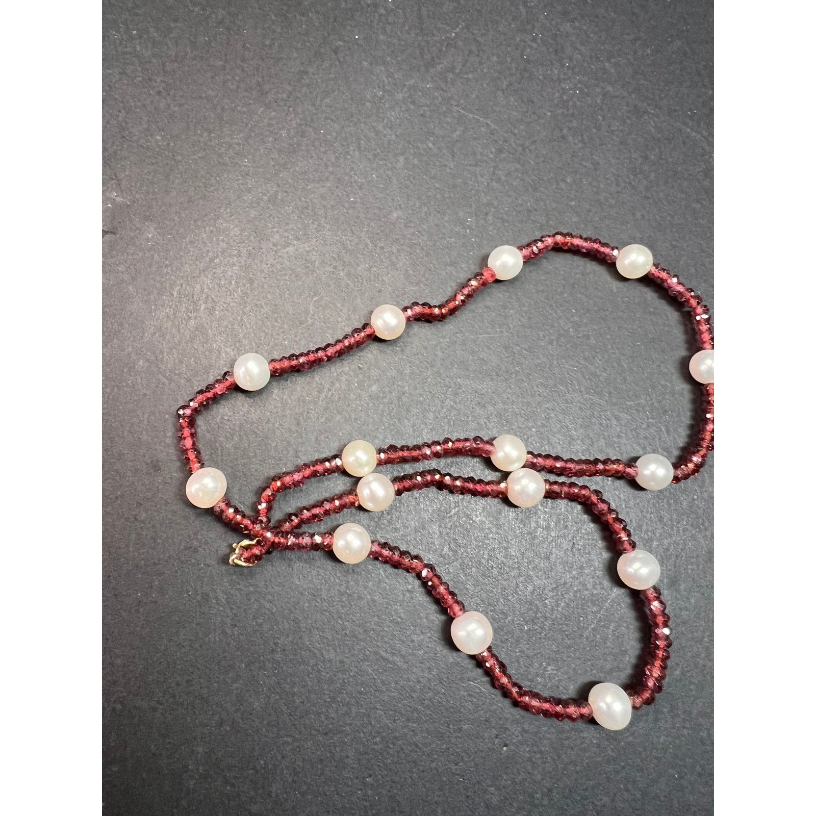 Other 14k gold garnet and pearl station necklace 18 inches Size ONE SIZE - 8 Thumbnail