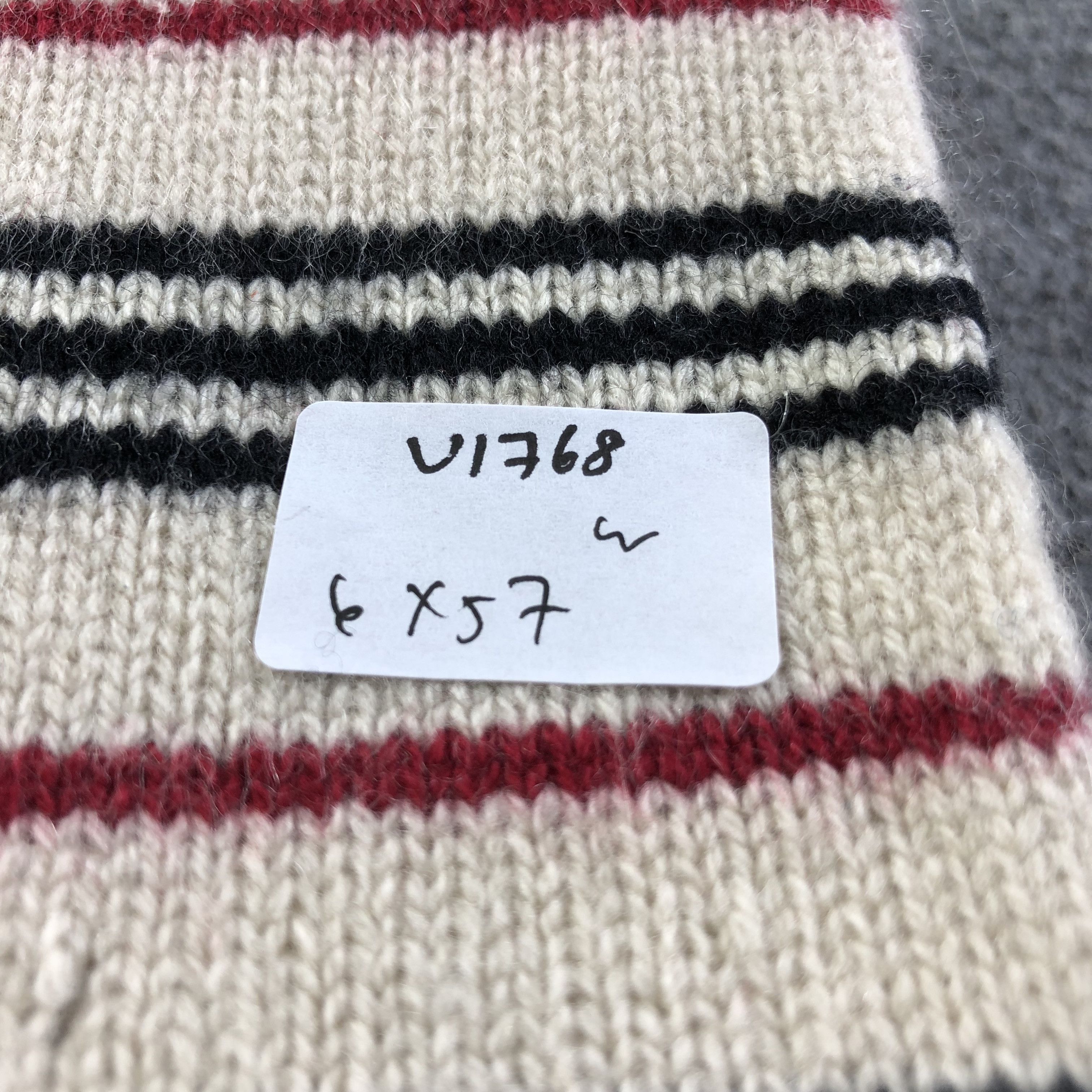 Burberry Burberry Blue Label Wool Scarf Muffler V1768 Size ONE SIZE - 8 Thumbnail