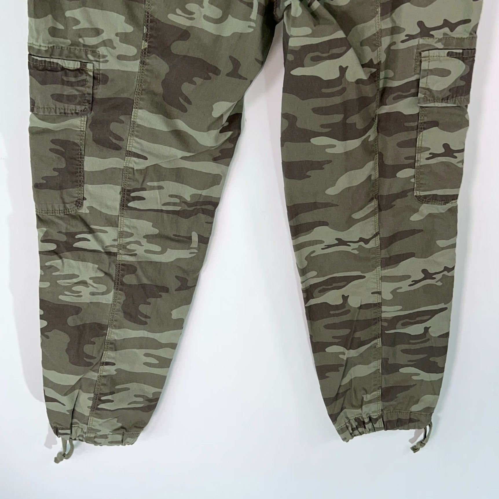 Sanctuary Sanctuary Pants Cargo Camouflage Green Mid Rise 25in Inseam M Men’s Slim Fit 98% Cotton 2% Spandex Flightsock Pocket Gym Casual Workwear Size 32" / US 10 / IT 46 - 6 Thumbnail