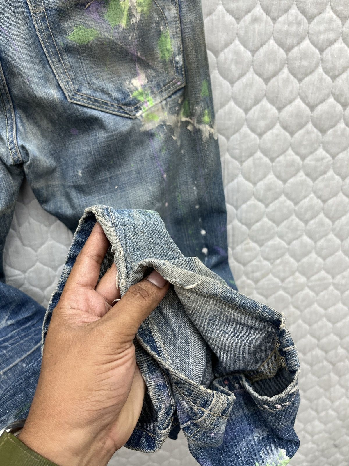 Japanese Brand 🔥🔥🔥ARCHIVE LUXY SPLATTER PAINT DENIM Size US 33 - 13 Thumbnail