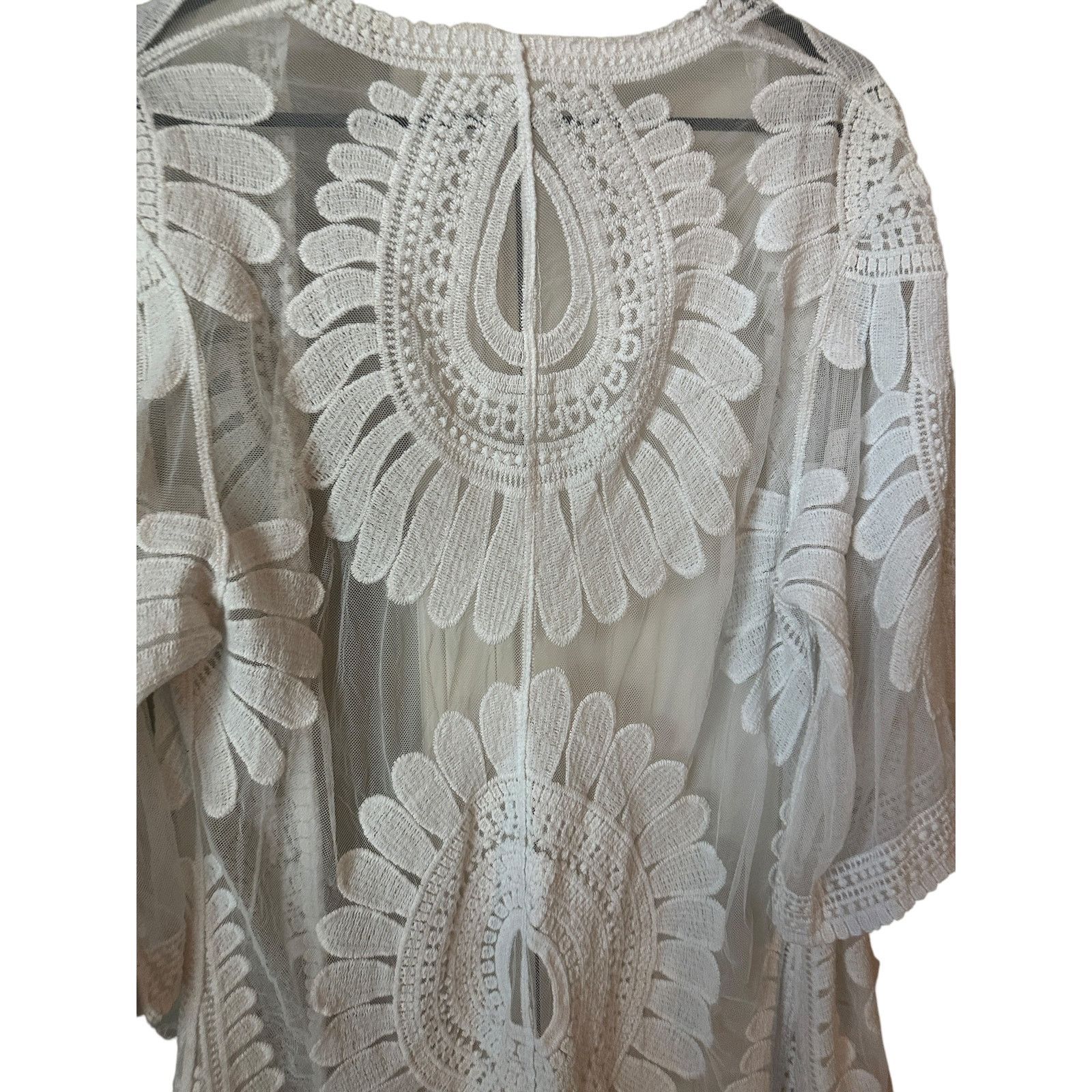 Other White Floral Long Sleeve Swimsuit Cover Up Long Kimono Size ONE SIZE - 4 Thumbnail