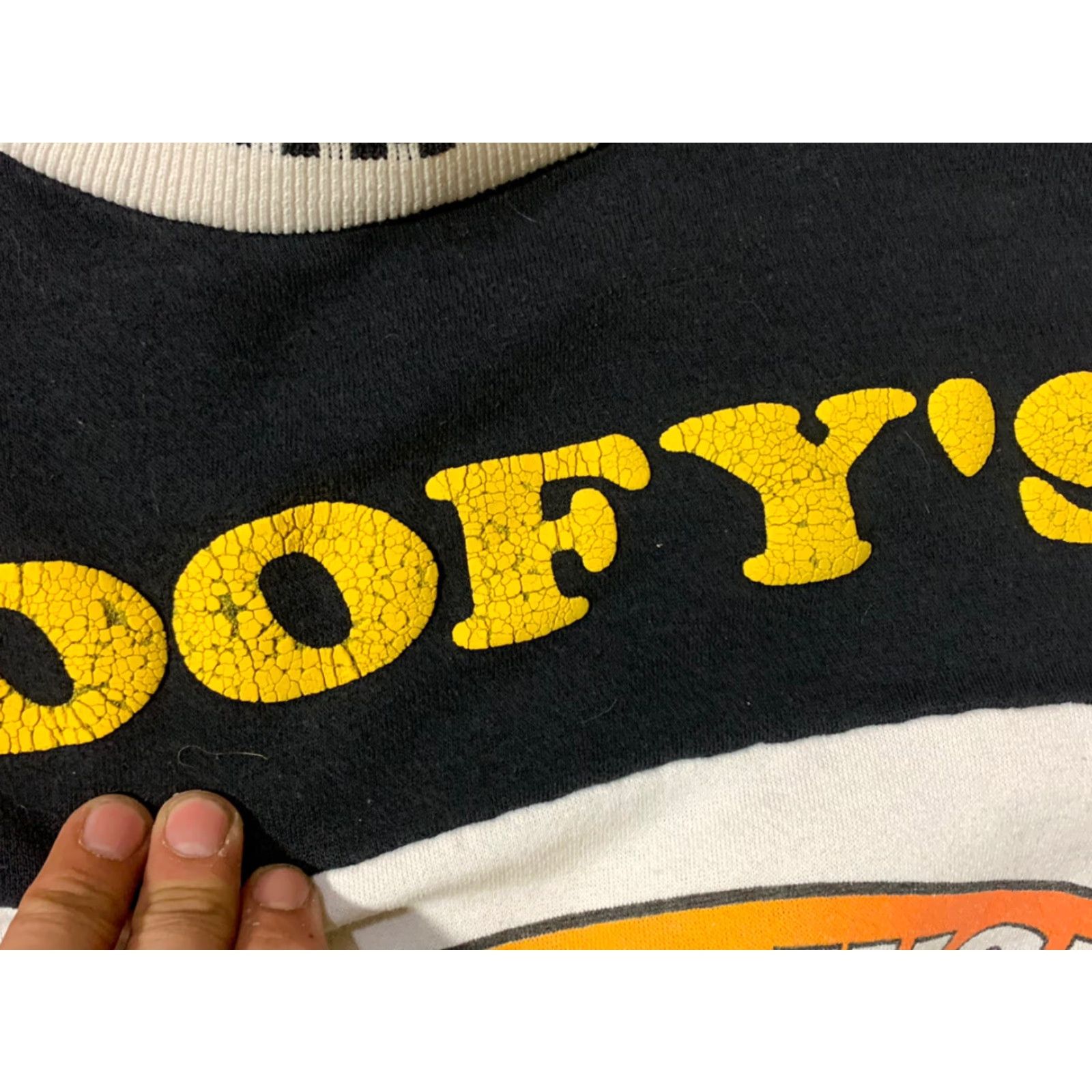 Disney Disney Goofy Mens Small Medium Color Block Crewneck Sweatshirt Size Small Extra Large Size US S / EU 44-46 / 1 - 6 Thumbnail