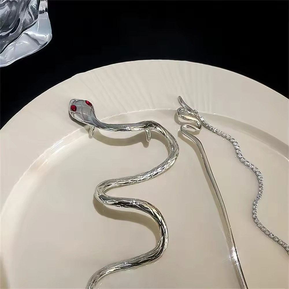 Vintage Metal Winding Snake Shape Hair Stick Hairpin 🐍 Size ONE SIZE - 5 Thumbnail