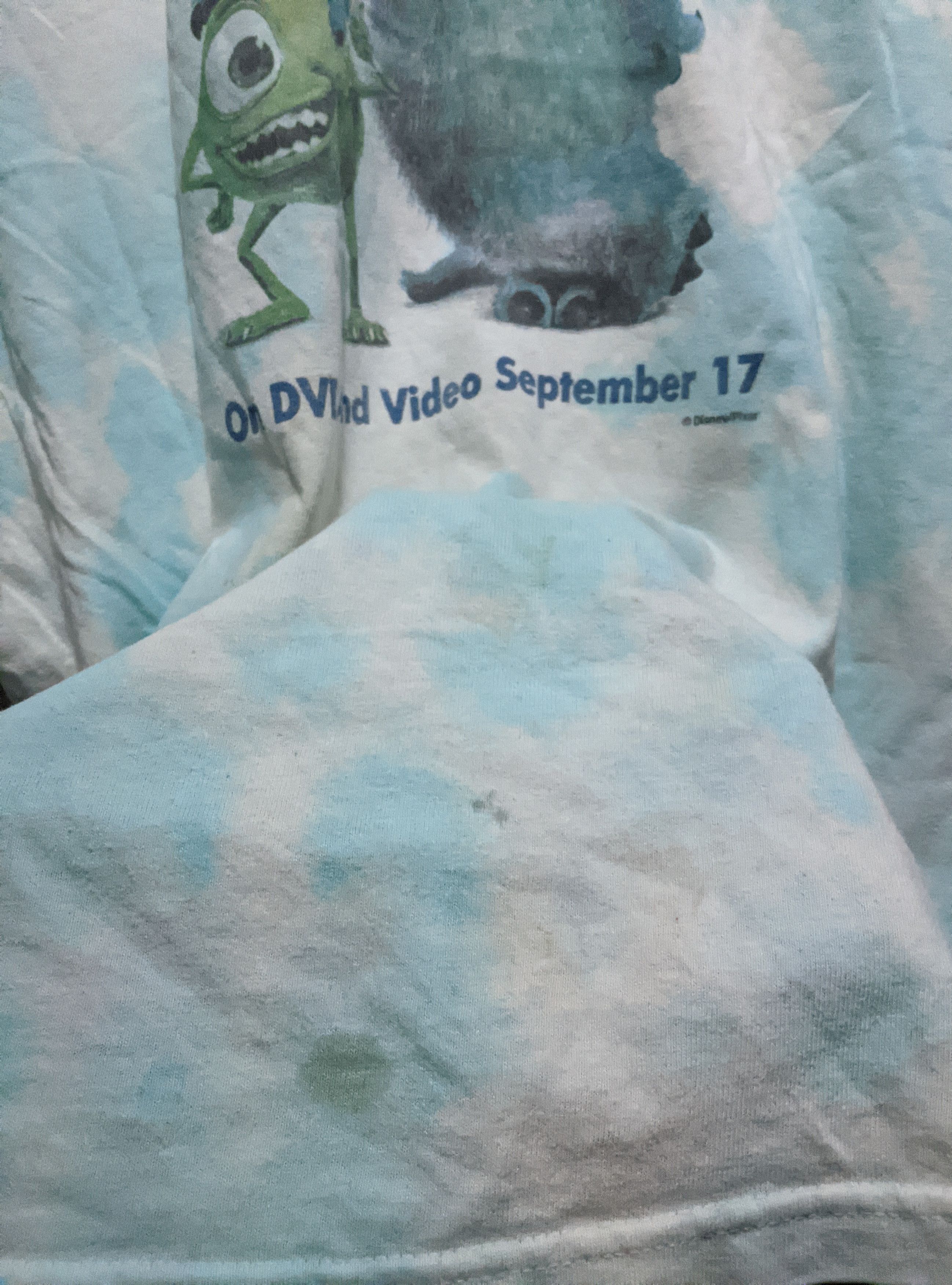 Vintage Vintage 2001 monsters inc Disney Pixar thrashed erd grunge Size US XL / EU 56 / 4 - 9 Thumbnail