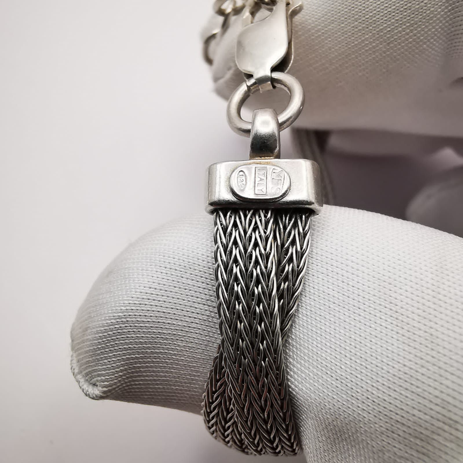 Sterling Silver Vintage Women's Bracelet,925 Sterling Silver Italy 11 g Size ONE SIZE - 7 Thumbnail