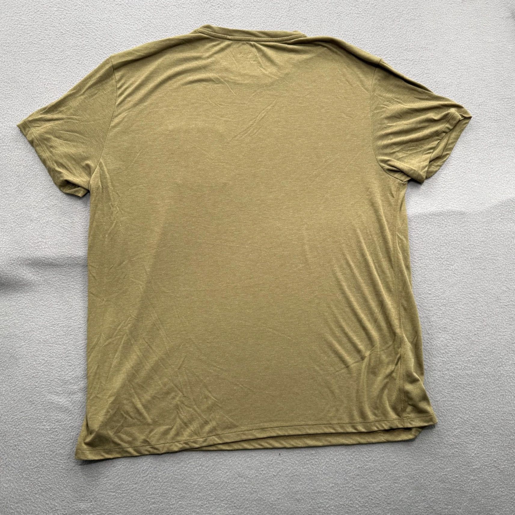 Cotopaxi Cotopaxi Shirt Mens 2XL Green Pocket Tee Recycled Polyester Tencel Tagless Crew Neck Short Sleeve Jersey Logo Size US XXL / EU 58 / 5 - 2 Thumbnail