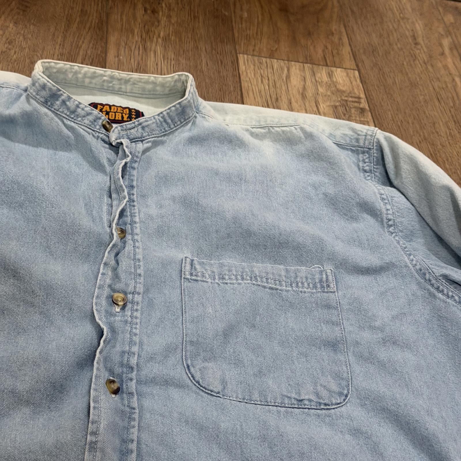 Faded Glory Vintage Faded Glory Denim Band Collar Button Shirt 90s Y2K Size US L / EU 52-54 / 3 - 2 Thumbnail