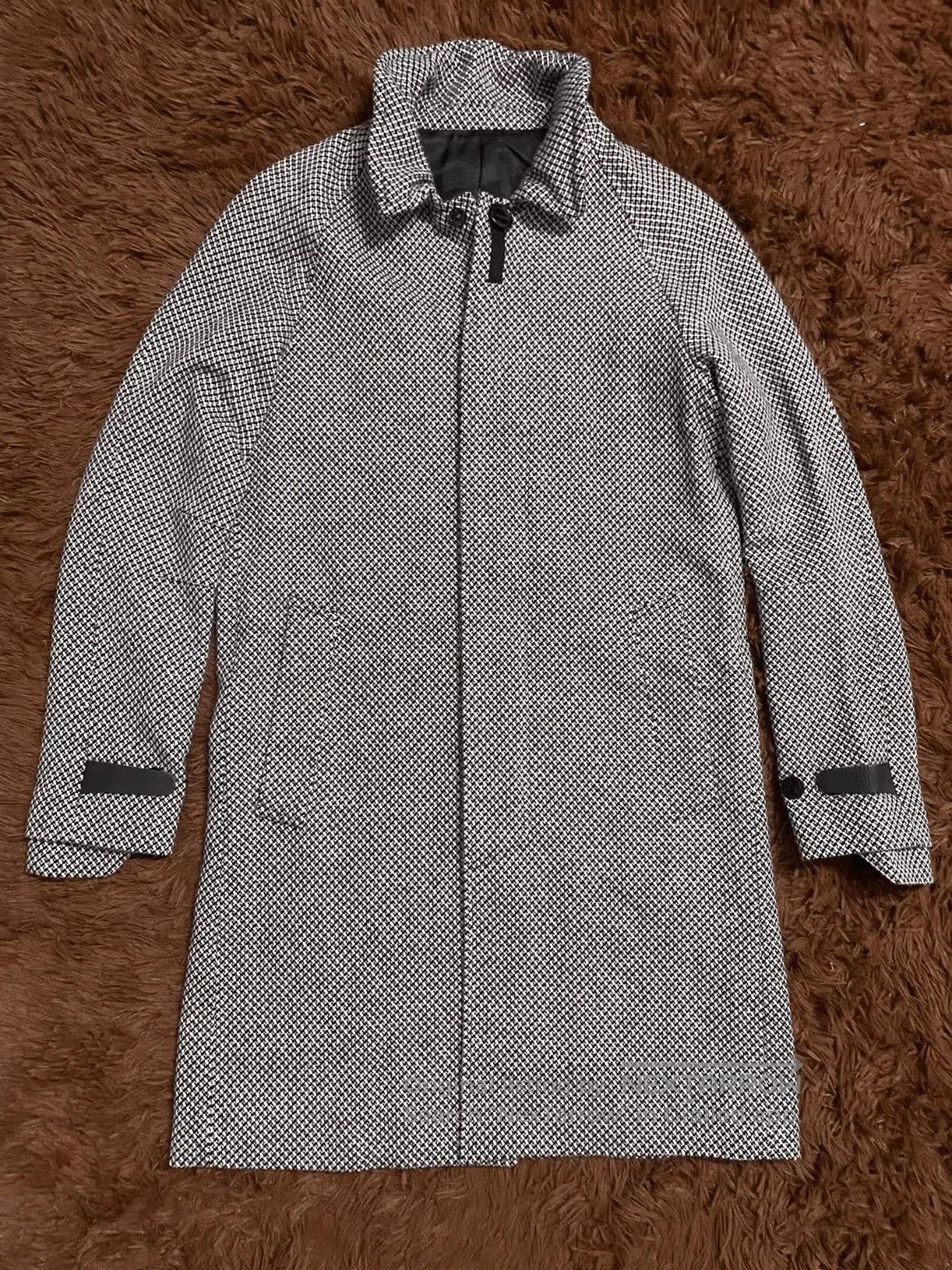Undercover Sz 2 Undercover Houndtooth Wool Coat. Size US M / EU 48-50 / 2 - 1 Thumbnail