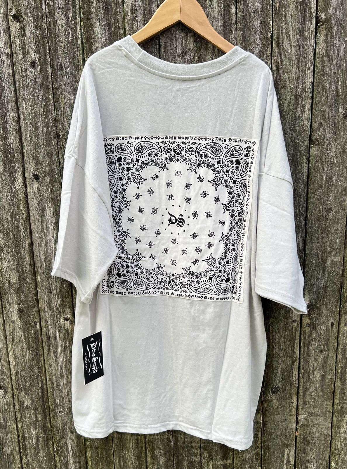 Snoop Dogg Official Snoop Dogg Bandana T Shirt M **Over Sized** Size US M / EU 48-50 / 2 - 8 Thumbnail