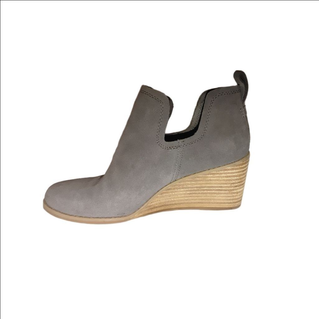 Toms TOMS Kallie Wedge Bootie Size 7 Size US 7 / IT 37 - 1 Thumbnail