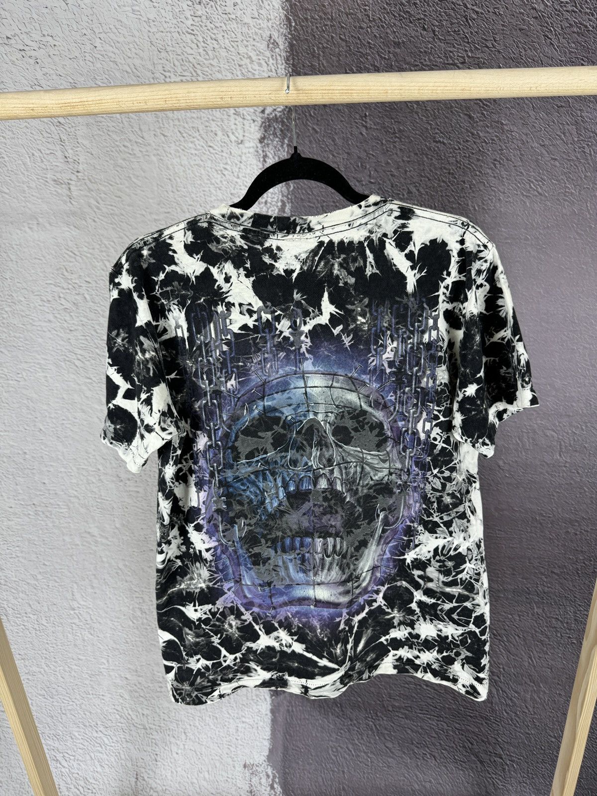 Band Tees Vintage 90s Skulls Chain Allover print merch tee shirt Size US M / EU 48-50 / 2 - 2 Thumbnail
